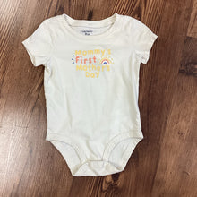Load image into Gallery viewer, Carter's SIZE 9 Months Onesie Boy's
