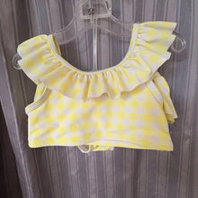 Load image into Gallery viewer, Cat &amp; Jack SIZE 3T Swimwear
