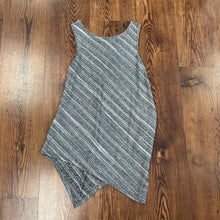 Load image into Gallery viewer, Neesha SIZE M Women&#39;s Tank
