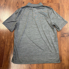 Load image into Gallery viewer, Croft &amp; Barrow SIZE S Men&#39;s Shirt
