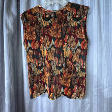 Load image into Gallery viewer, Plisse` SIZE L Women's Tank

