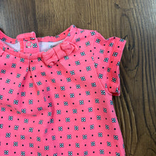 Load image into Gallery viewer, Carter&#39;s SIZE 9 Months Shirt
