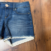 Load image into Gallery viewer, Seven 7 SIZE 2 Women&#39;s Shorts
