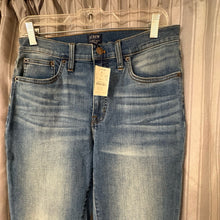 Load image into Gallery viewer, J. Crew SIZE 8 Women's Jeans
