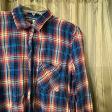 Load image into Gallery viewer, GAP SIZE XS Women's Shirt
