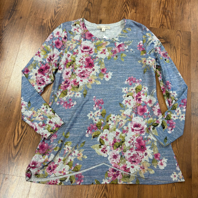 Casual Express SIZE M Women's Shirt