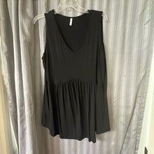 Load image into Gallery viewer, Tencede SIZE XL Maternity Shirt

