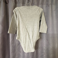 Load image into Gallery viewer, Star Wars SIZE 6-12 months Onesie Boy's
