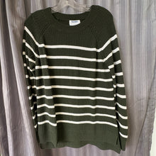 Load image into Gallery viewer, Old Navy SIZE M Women's Sweater
