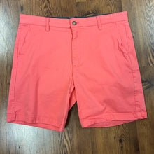 Load image into Gallery viewer, Nautica SIZE 35 Men's Shorts
