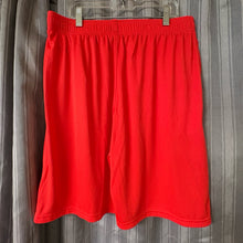 Load image into Gallery viewer, Under Armour SIZE XL Athletic Shorts Boy's
