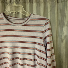 Load image into Gallery viewer, American Eagle SIZE S Junior's Top

