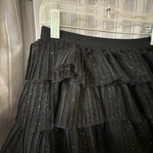 Load image into Gallery viewer, Cat &amp; Jack SIZE S Skirt
