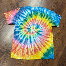 Load image into Gallery viewer, Colortone SIZE M T-shirt
