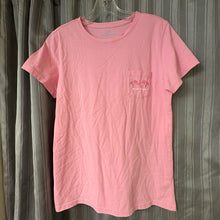 Load image into Gallery viewer, Vineyard Vines SIZE S Women's T-shirt
