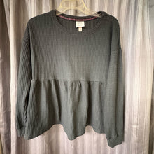 Load image into Gallery viewer, Knox Rose SIZE M Women's Shirt
