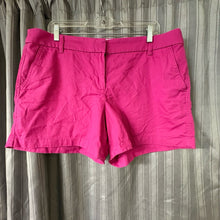 Load image into Gallery viewer, J. Crew SIZE 14 Women's Shorts
