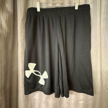 Load image into Gallery viewer, Under Armour SIZE XL Athletic Shorts Boy's
