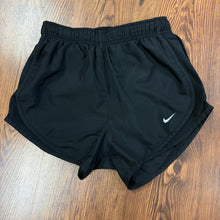 Load image into Gallery viewer, Nike SIZE XS Women&#39;s Athletic Shorts
