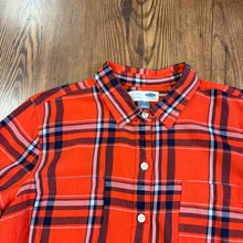 Load image into Gallery viewer, Old Navy SIZE M Women&#39;s Shirt
