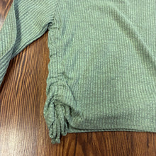 Load image into Gallery viewer, Art Class SIZE S Shirt
