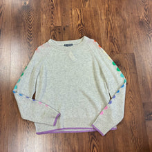 Load image into Gallery viewer, Alashan SIZE M Women&#39;s Sweater
