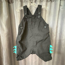 Load image into Gallery viewer, Carter's SIZE 6 Months Overall Boy's
