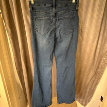 Load image into Gallery viewer, Old Navy SIZE 0 Women's Jeans
