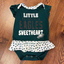 Load image into Gallery viewer, NFL SIZE 0-3 Months Onesie
