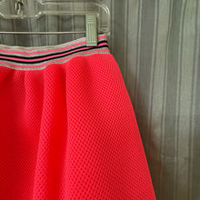 Load image into Gallery viewer, Cat &amp; Jack SIZE S Skirt
