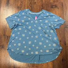 Load image into Gallery viewer, Jane and Delancey SIZE 2X Women's Shirt
