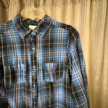 Load image into Gallery viewer, Columbia SIZE S Women's Shirt
