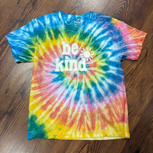 Load image into Gallery viewer, Colortone SIZE M T-shirt

