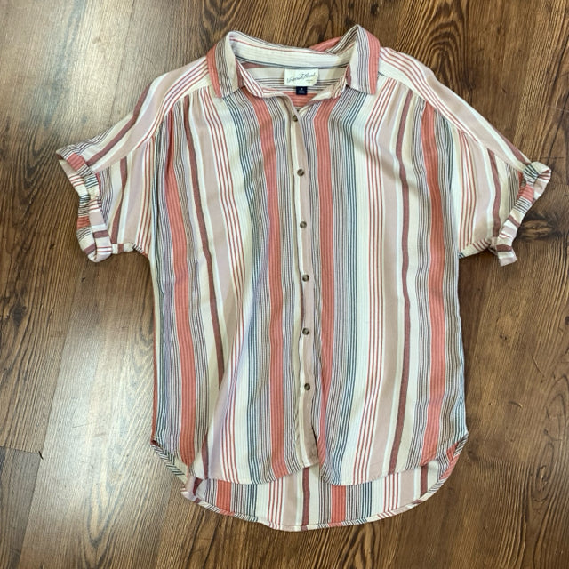 Universal Thread SIZE M Women's Shirt