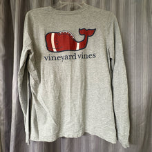 Load image into Gallery viewer, Vineyard Vines SIZE S Women's Shirt
