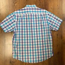Load image into Gallery viewer, Izod SIZE M Men&#39;s Shirt
