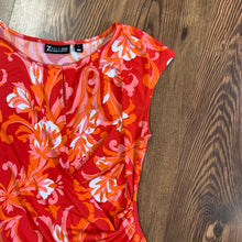 Load image into Gallery viewer, New York &amp; Co SIZE S Women&#39;s Shirt
