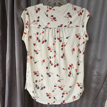 Load image into Gallery viewer, Daniel Rainn SIZE M Women's Shirt

