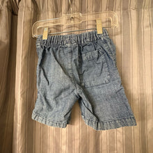 Load image into Gallery viewer, Carter's SIZE 2T Shorts Boy's
