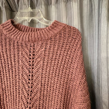 Load image into Gallery viewer, Lucky Brand SIZE M Women's Sweater
