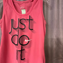Load image into Gallery viewer, Nike SIZE S Women's Athletic Top
