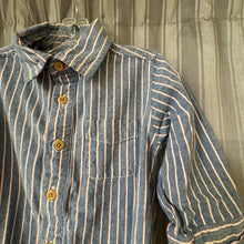 Load image into Gallery viewer, Osh Kosh SIZE 18 Months Onesie Boy's
