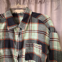 Load image into Gallery viewer, No Comment SIZE M Women's Shirt
