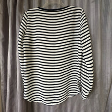 Load image into Gallery viewer, loft SIZE XS Women's Shirt
