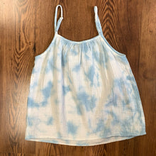 Load image into Gallery viewer, Universal Thread SIZE XS Women&#39;s Tank
