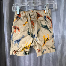 Load image into Gallery viewer, Old Navy SIZE 2T Shorts Boy's
