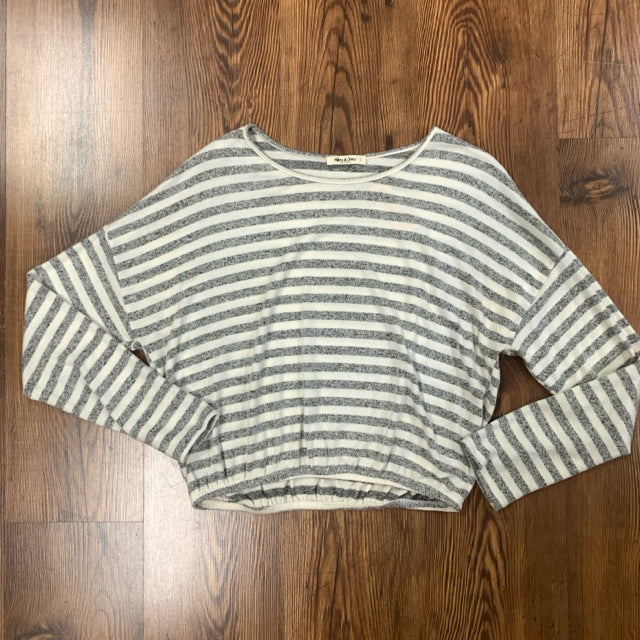Mikey & Joey SIZE L Women's Shirt