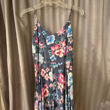 Load image into Gallery viewer, GAP SIZE M Women's Dress
