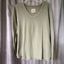 Load image into Gallery viewer, Chaser SIZE M Women's Shirt
