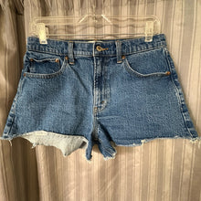 Load image into Gallery viewer, Abercrombie &amp; Fitch SIZE 6 Junior's Shorts
